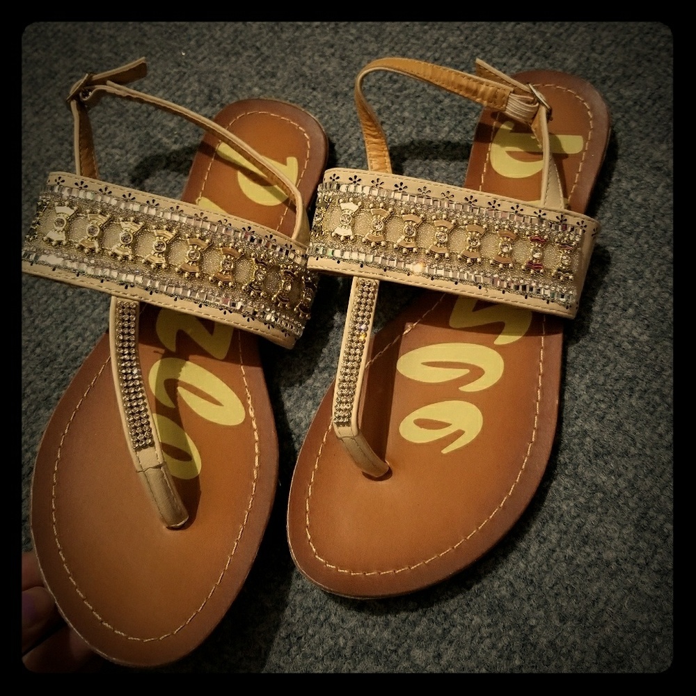 Gorgeous rhinestone boutique sandals 7.5